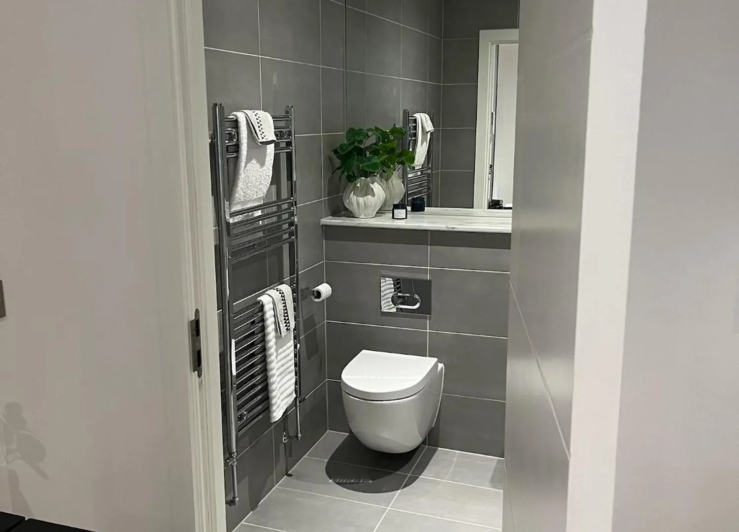 Cosy Modern Studio Solihull