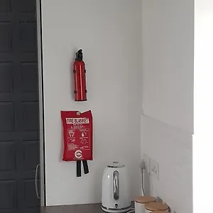 Penthouse Free Wi-fi & Parking Occasional Bed Available Apartment