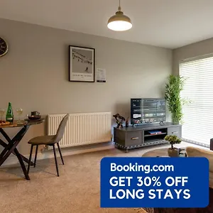 The Maisonette Solihull, Modern 3 Bed Serviced With Free Parking - Minutes From Nec Jlr Bhx Hs2 Apartment